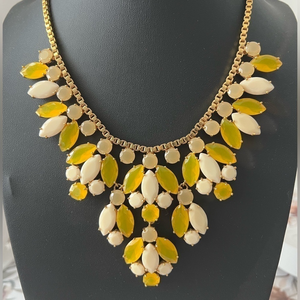 Kate Spade Gold Plated Statement Necklace 16” D11